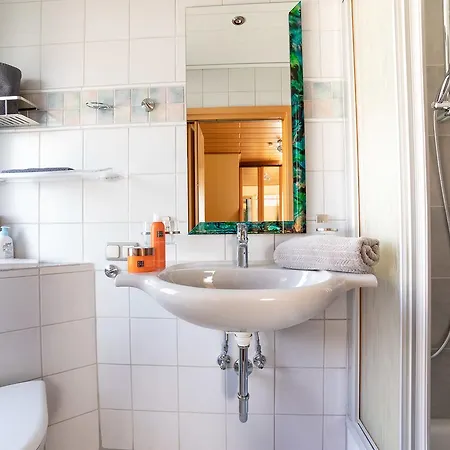 Haus Quentin בית הארחה וילינגן